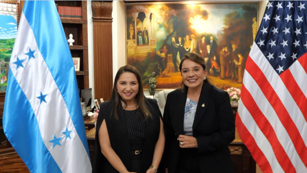 Asesinato de Juan López y migración, aborda presidenta Castro con congresistas de EE.UU.